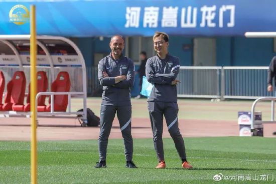 老师含紧一点h边做边添动态图