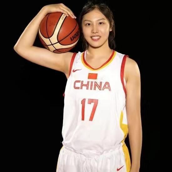 小莹姐乳汁
